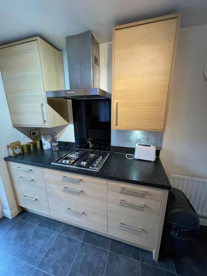 Holiday Home In Cardiff. Sleeps 6 Екстериор снимка